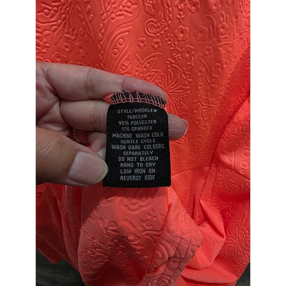 Rouge Collection Coral Sleeveless Fit & Flare Dress 3X Plus Size Embossed - Picture 6 of 6